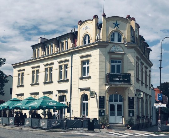 Hotel Modrá hvězda v Sadské